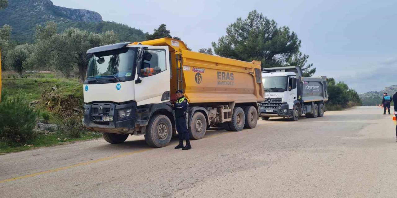 Bodrum’da Hafriyat Kamyonlarına Sıkı Denetim