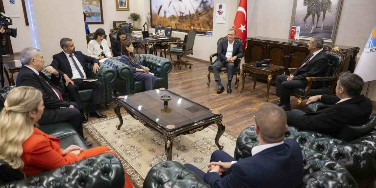 Gazimağusa Belediye Başkanı Ve Meclis Üyeleri Mersin’de