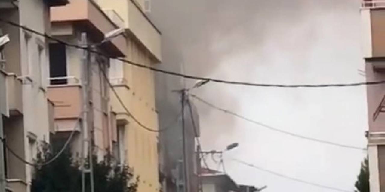 Ataşehir’de 4 Katlı Apartmanın Çatısı Alev Alev Yandı
