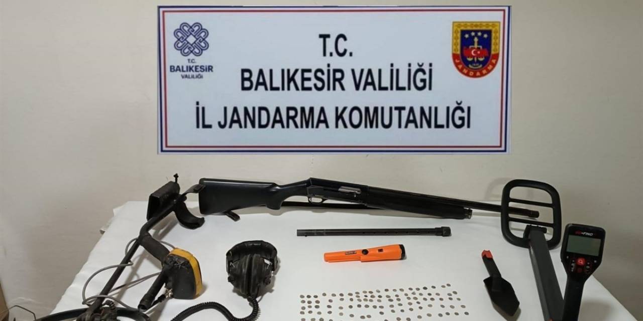 Balıkesir’de 3 Şahsa Tarihi Eser Operasyonu