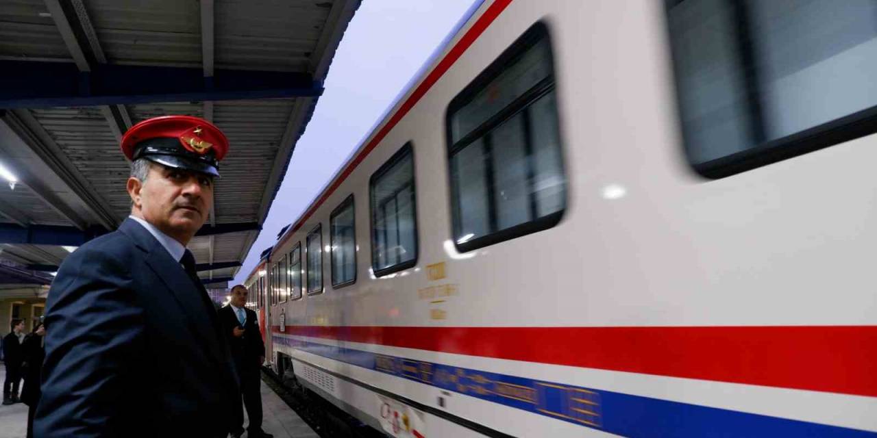 Yılın İlk Seferinde Doğu Ekspres Erzurum’da Mola Verdi