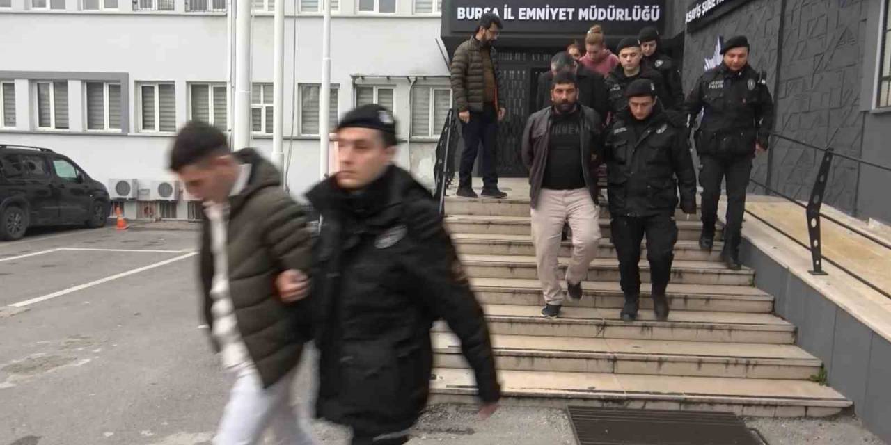 Hırsız Çetesi Aileden 10’u Tutuklandı, 3’ü Adli Kontrolle Serbest Bırakıldı