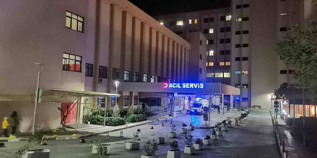 İzmir’de Evinde Yangın Çıkan Emekli Astsubay Hayatını Kaybetti