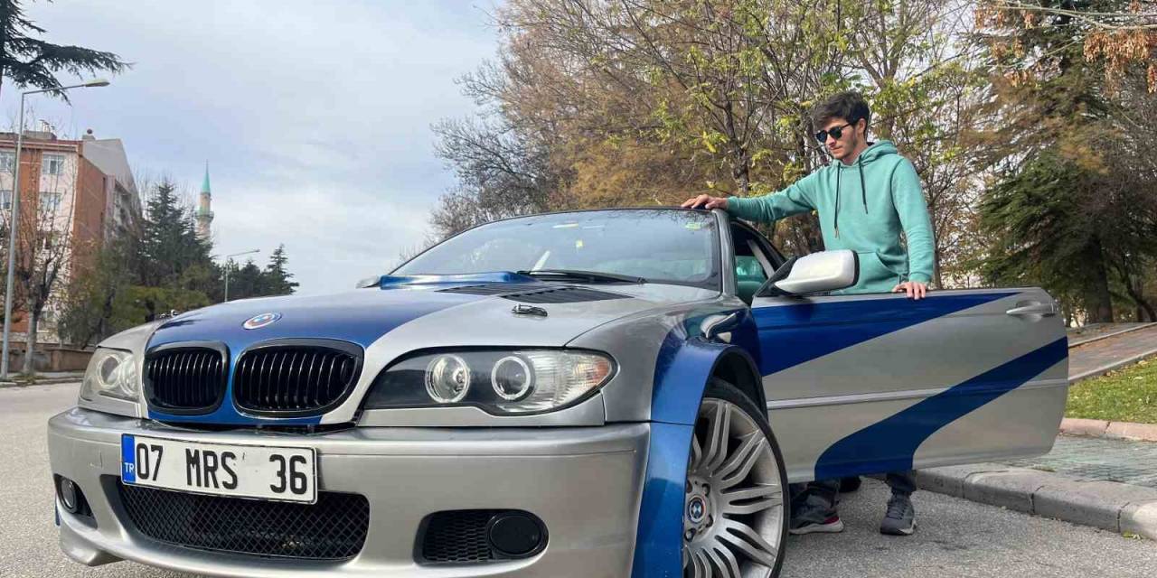 Yarış Oyunundaki Aracın Aynısını Kullanan Genç Yoğun İlgiyle Karşılaşıyor