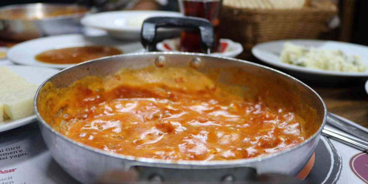 Çakallı Menemene İzmir’den Rakip: Kaymaklı Menemen