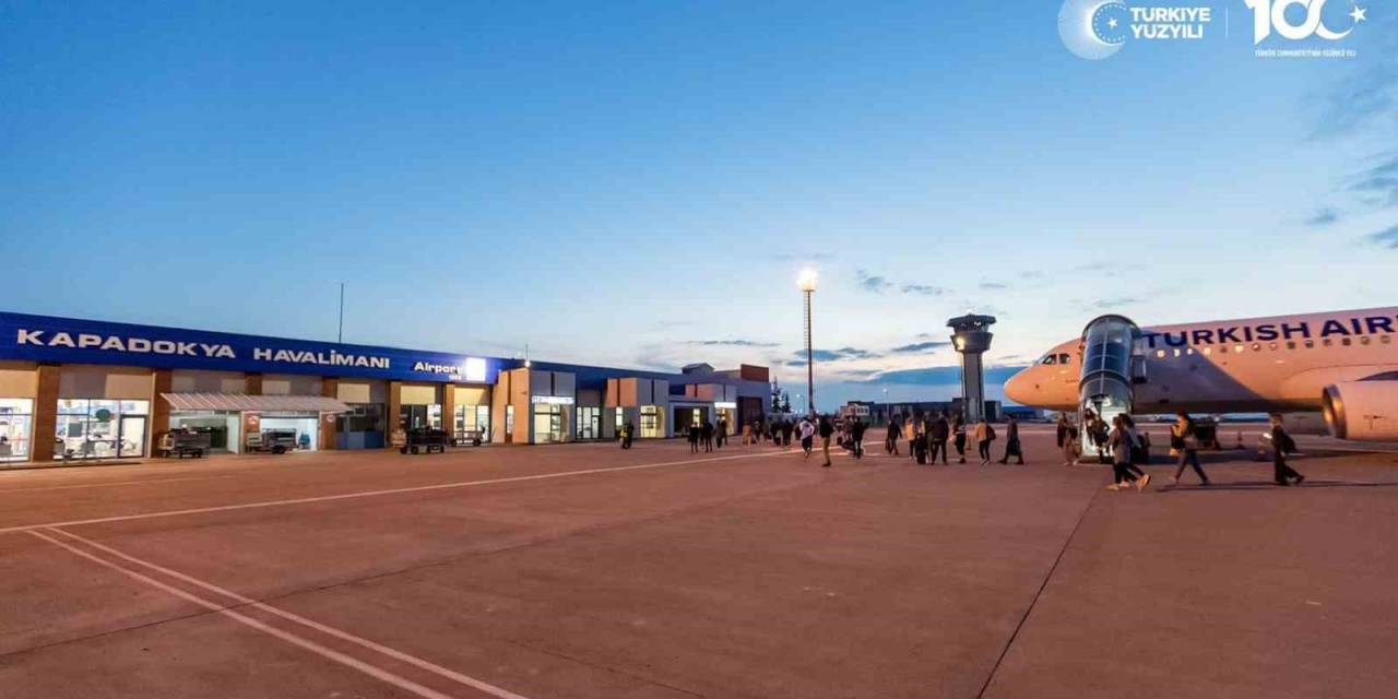 Kapadokya Hava Limandan 11 Ayda 500 Bin Kişi Uçtu