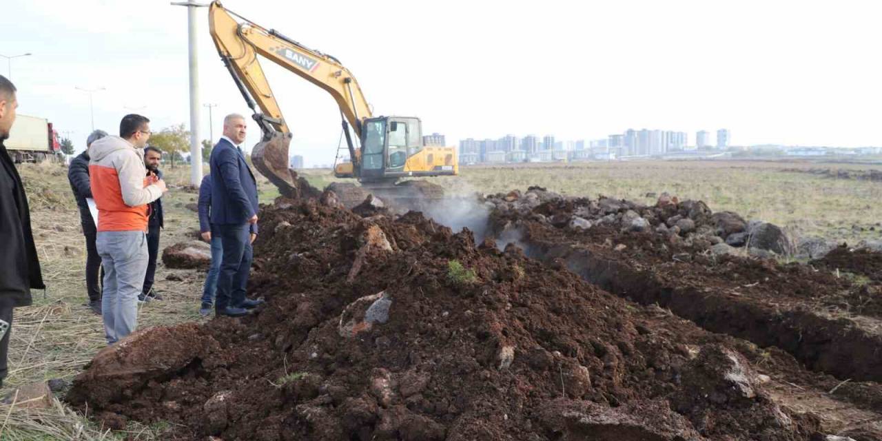 Diyarbakır’da Yeni Yerleşim Alanlarında İçmesuyu Ve Kanalizasyon Çalışması