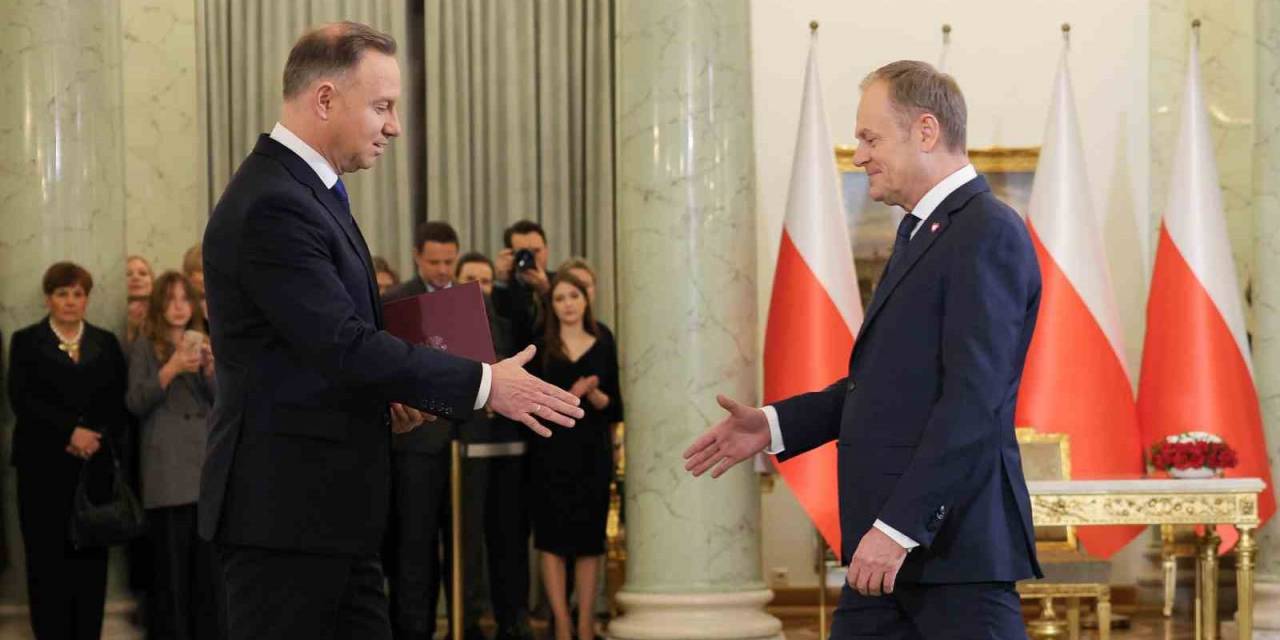 Polonya’da Donald Tusk Hükümeti Göreve Başladı