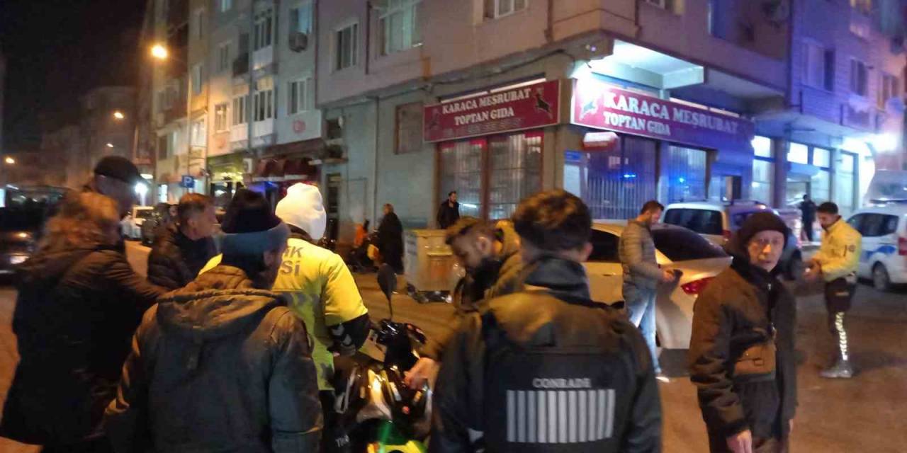 Manevra Yapınca Kaydı, Az Daha Arabanın Altında Kalacaktı: Kaza Anı Kamerada