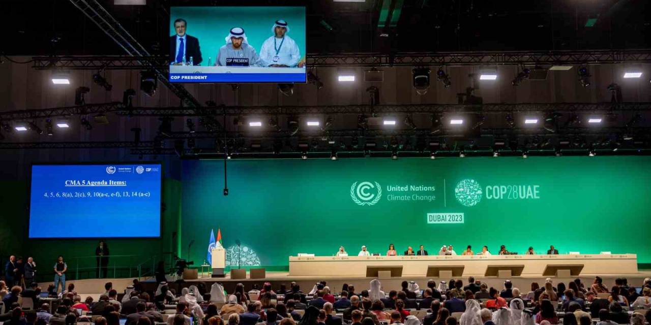 Cop28 İklim Zirvesi’nde İlk Kez Fosil Yakıtlardan Uzaklaşılması Konusunda Anlaşmaya Varıldı
