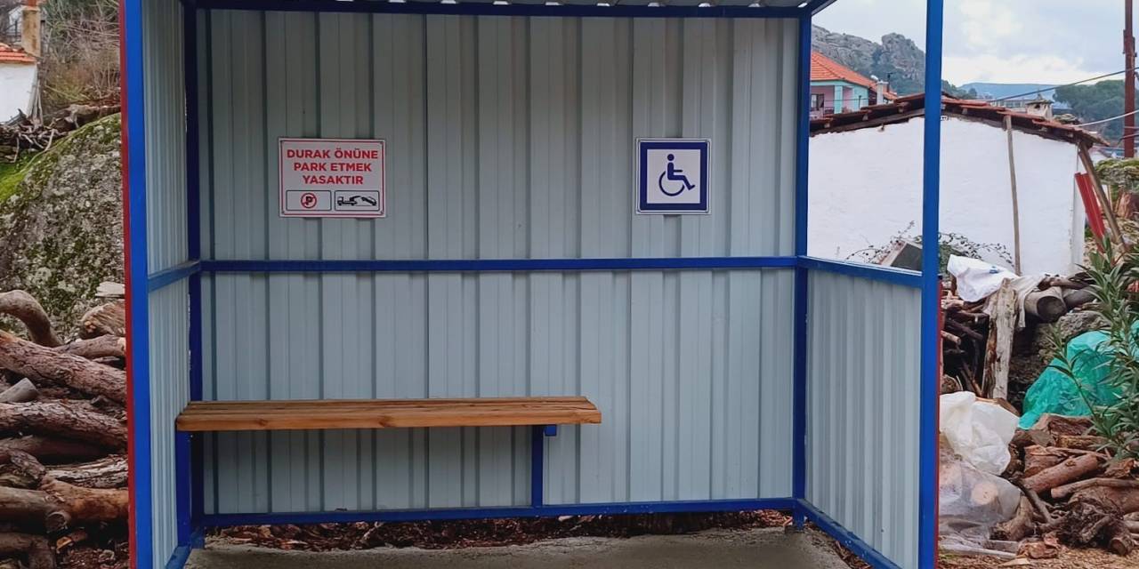 Başkan Kaplan: “Çocuklarımızın Artık Yağmurdan Korunacak Durakları Var”