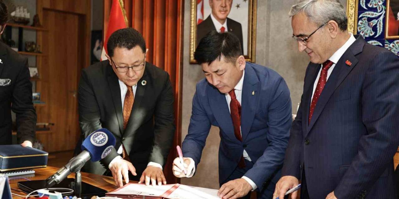 Kütahya, Moğolistan’ın Darkhan Kenti İle Kardeş Şehir Oldu
