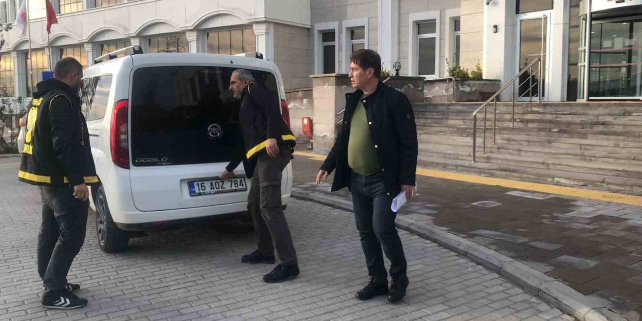 Zeytinlik Alandaki Cinayetin Zanlısı Teslim Oldu