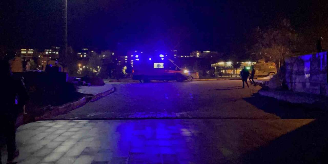 Tatvan’da 18 Yaşındaki Genç İntihar Etti