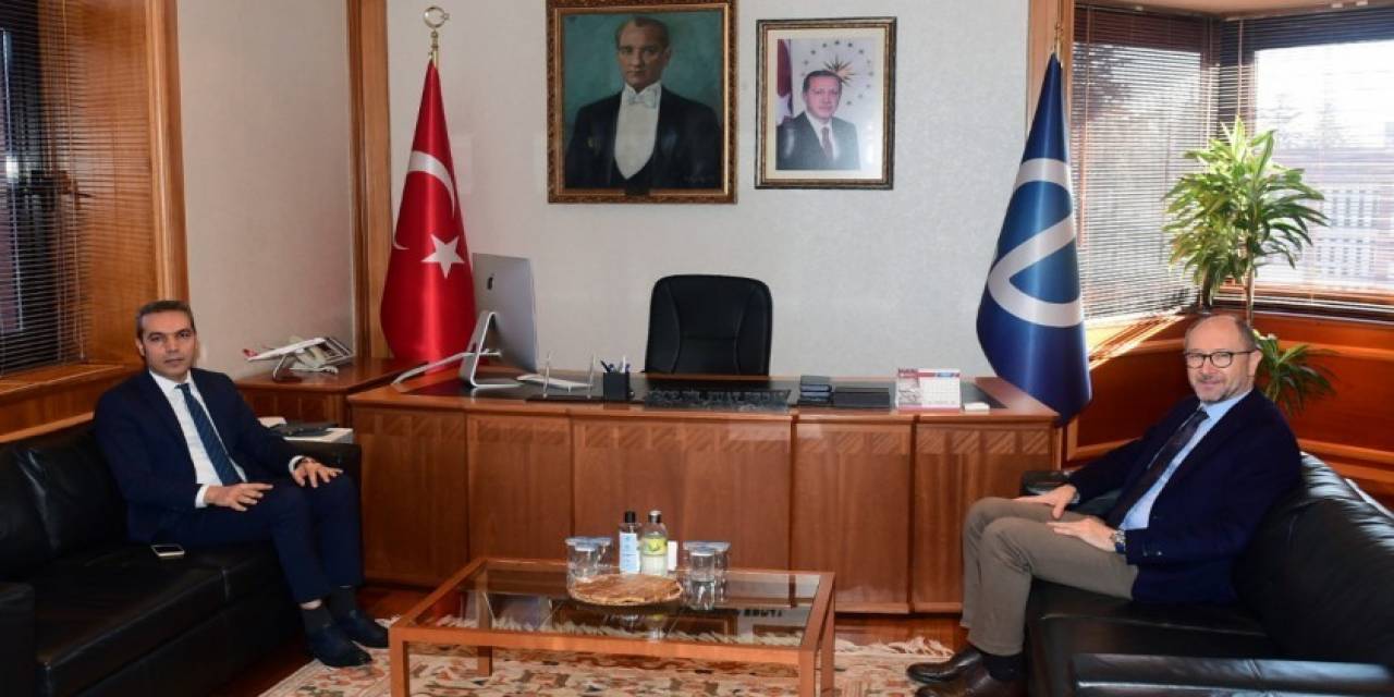 Yeni Vali Yardımcısı Dr. Çiçek Rektör Erdal’ı Makamında Ziyaret Etti