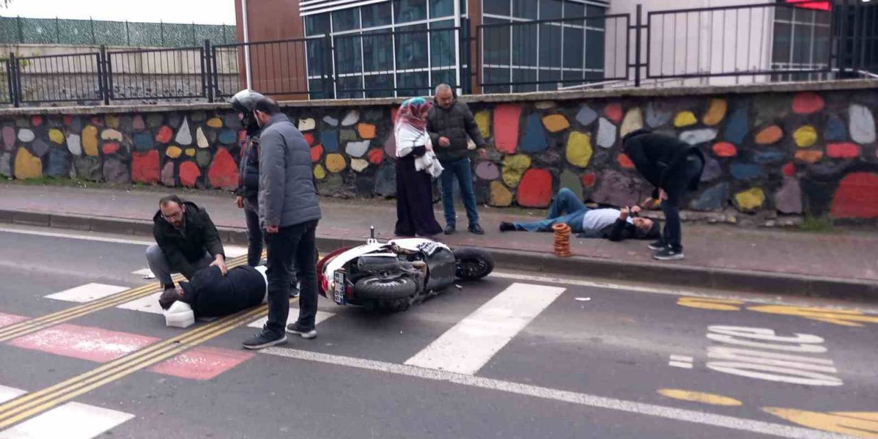 Tekirdağ’da Motosiklet Yaya Geçidinde Yayaya Çarptı: 2 Yaralı