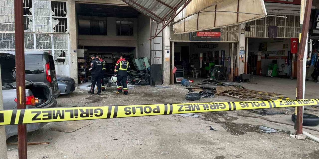 Otomobilin Lpg Tankı Bomba Gibi Patladı