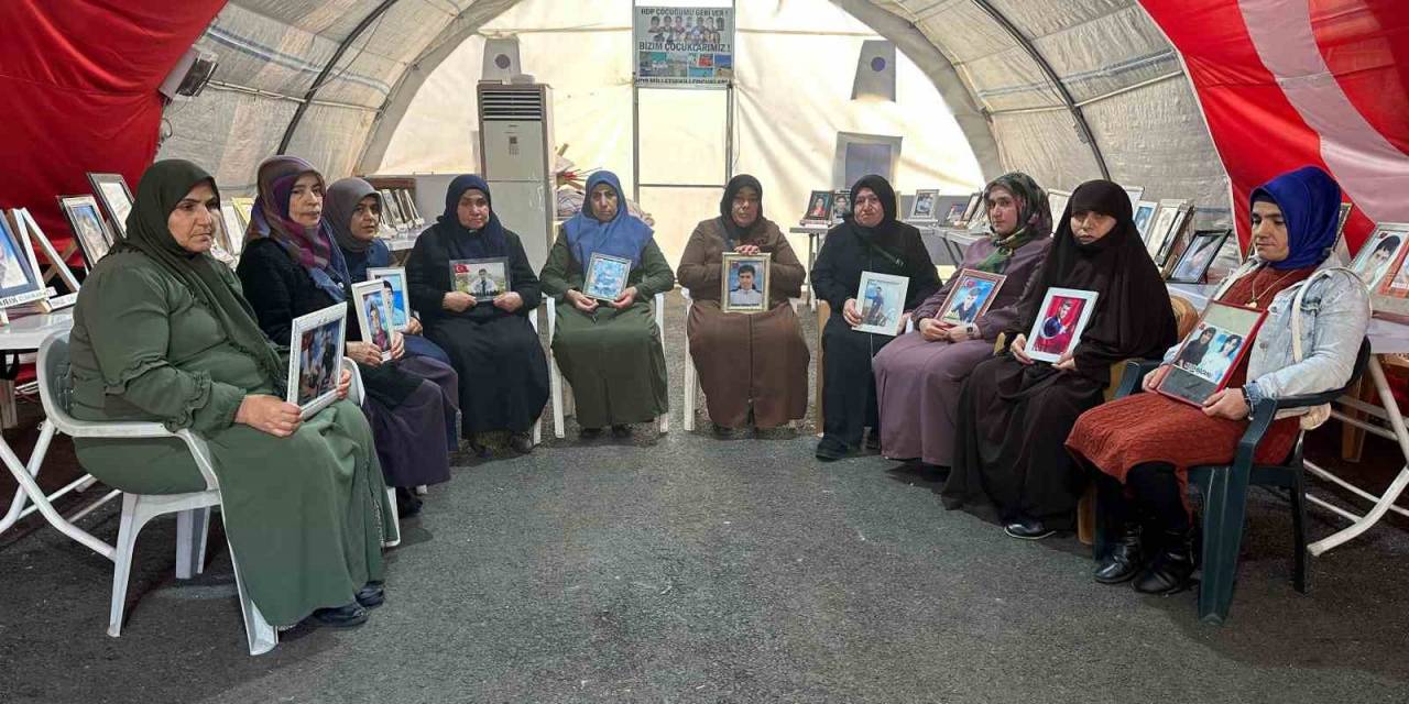 Diyarbakır Anneleri Bin 604 Gündür Nöbette