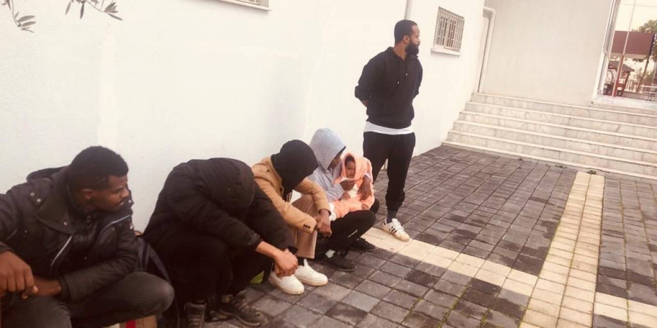 Ayvalık’ta Polis Operasyonunda 6 Düzensiz Göçmen Ve 1 Organizatör Yakalandı