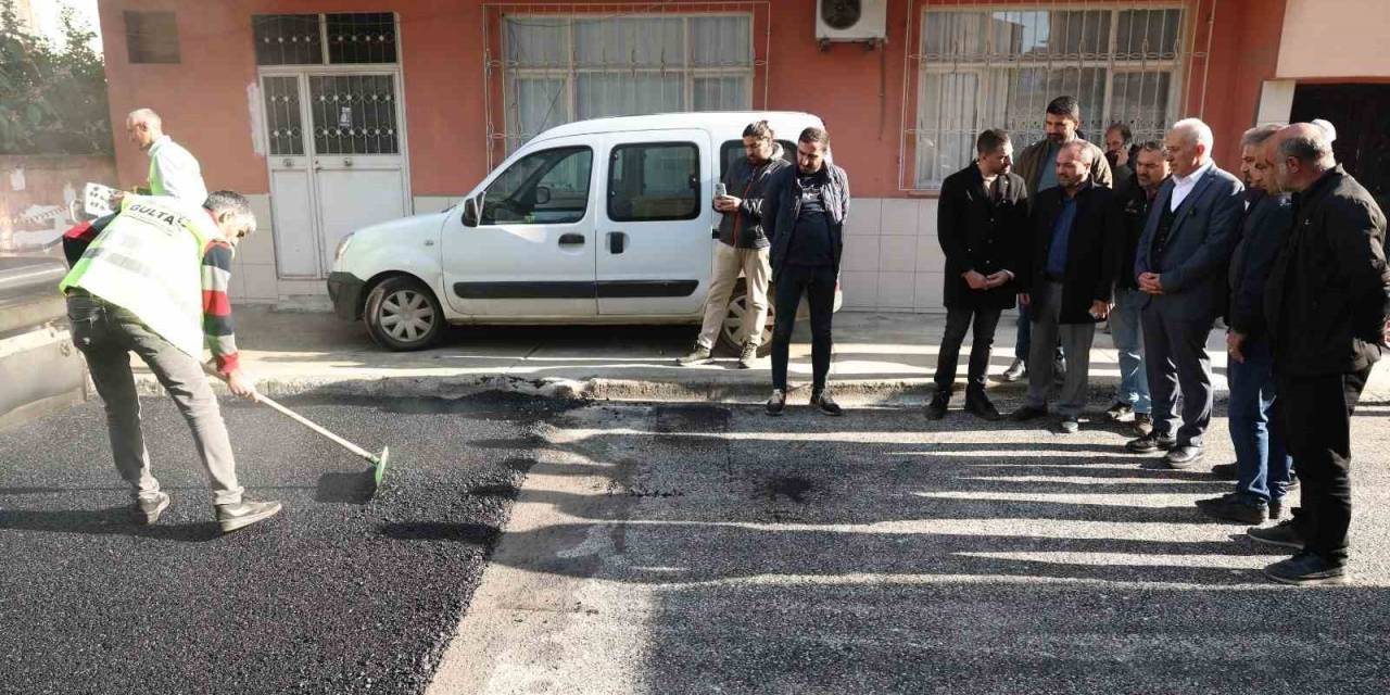 Akdeniz Belediyesi, Kendi Ürettiği Asfaltı Dökmeye Başladı