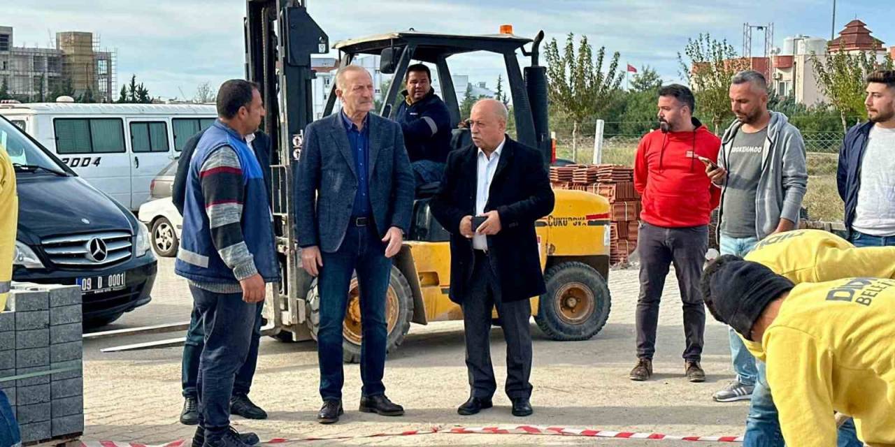 Başkan Atabay, Cumhuriyet Mahallesi’ndeki Çalışmaları Denetledi