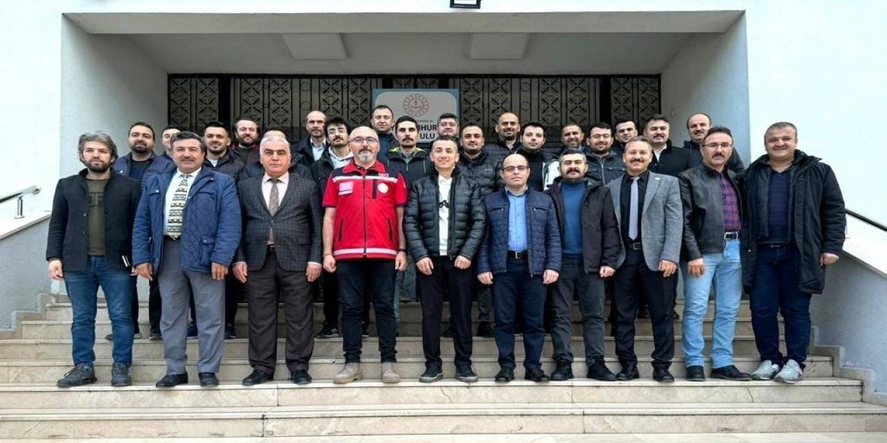 Gönüllü Öğretmenlerden Arama Ve Kurtarma Ekibi Kuruldu