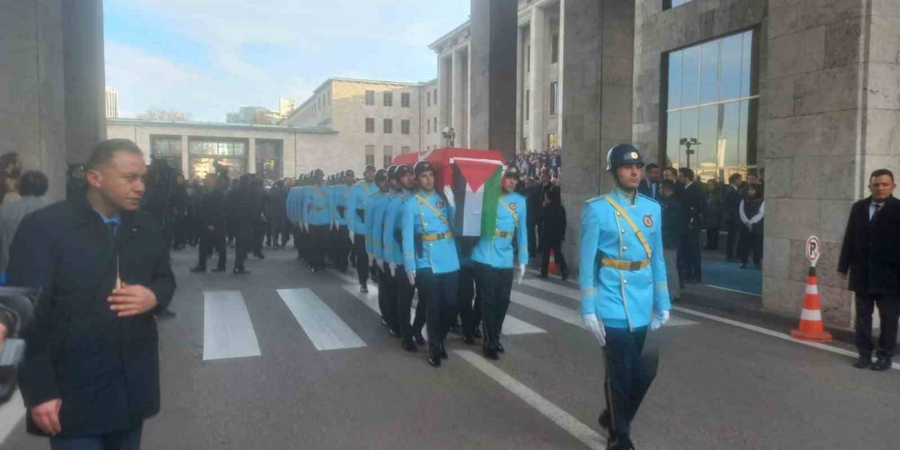 Saadet Partili Bitmez İçin Tbmm’de Cenaze Töreni Düzenlendi