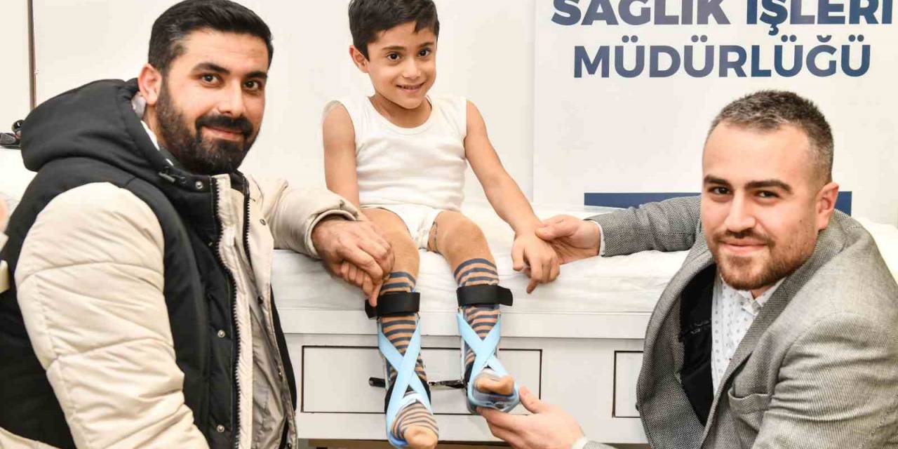 Esenyurt’ta Yaşayan 7 Yaşındaki Ayrık Omurga Hastası Çocuğa Medikal Malzeme Desteği