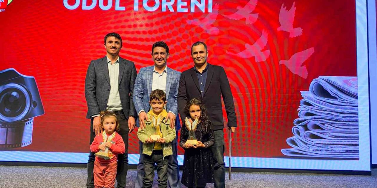 İha Muhabirleri Ödüllerini Törenle Aldı