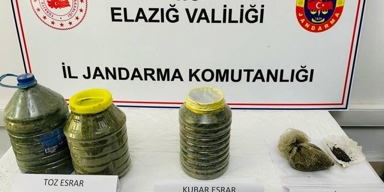 Elazığ’da Toprağa Gömülü Vaziyette 14 Kilo Esrar Ele Geçirildi