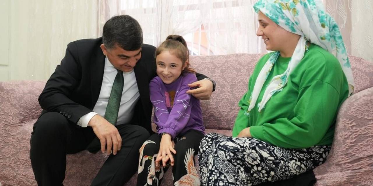 Fadıloğlu, Ailelerin Dertlerine Ortak Oluyor