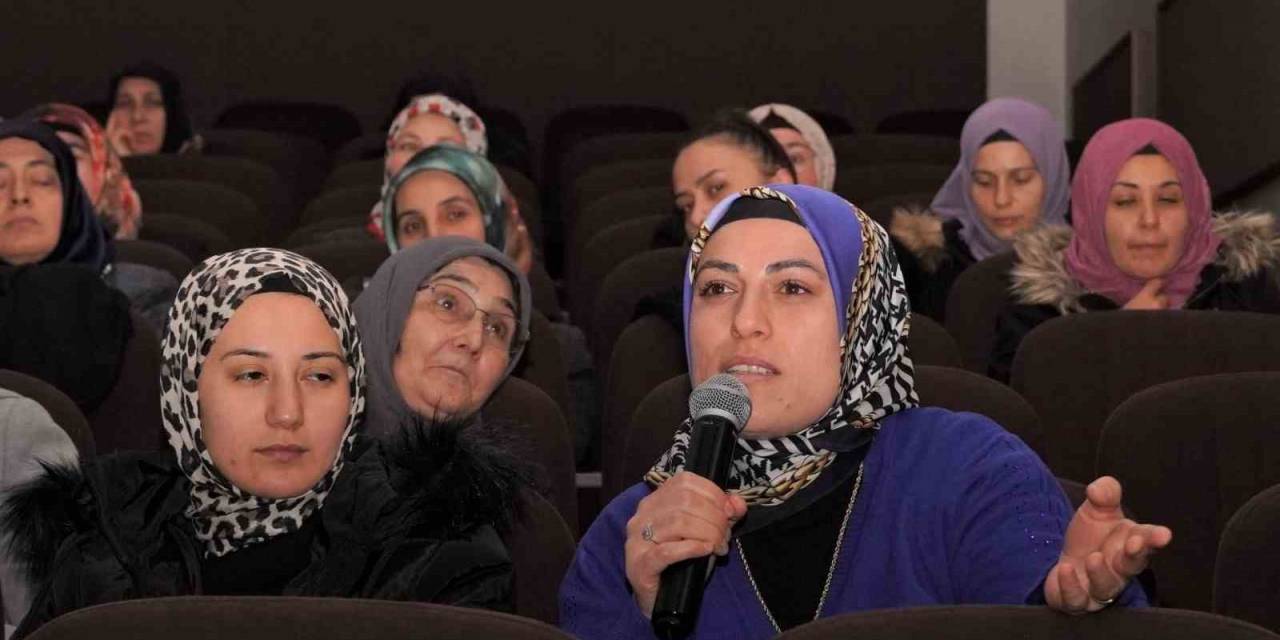 Aile Okulu’nda “Bilinçli Aile, Bilinçli Toplum” Vurgusu Yapıldı