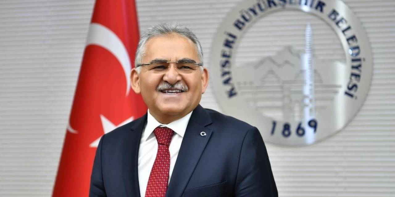 Büyükkılıç: "Yük Verilirse; Memduh Büyükkılıç Kapasitesi, Birikimi Ve Samimiyeti İle Hizmetini Eder"