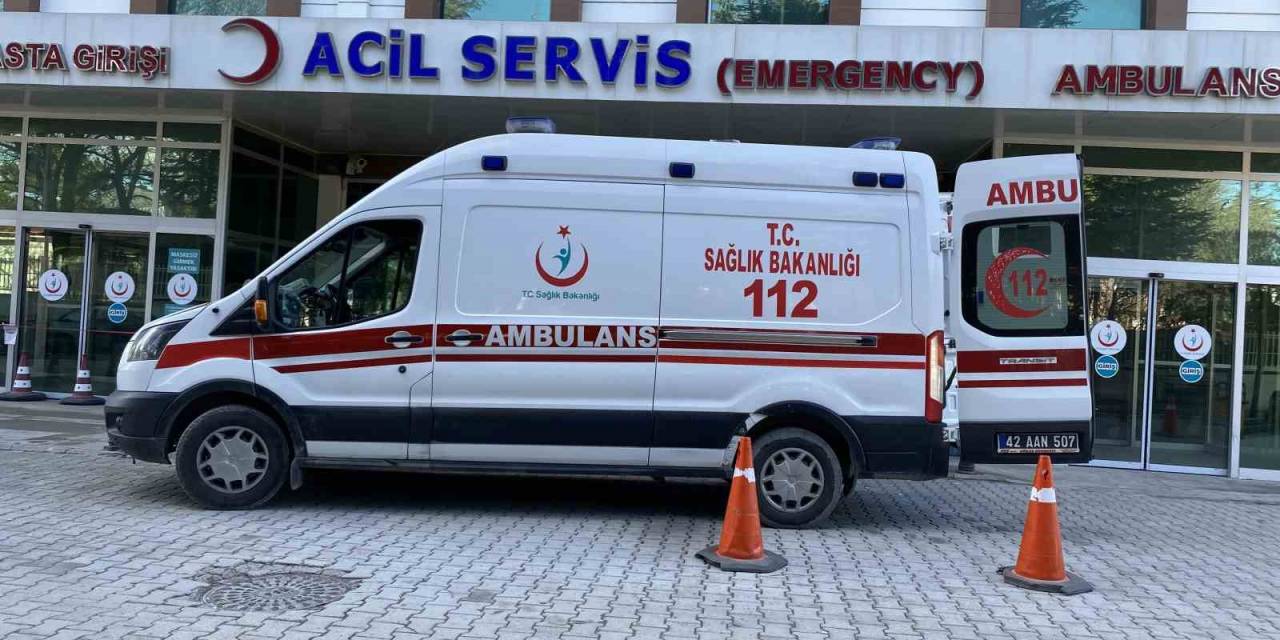 Elektrikli Testereye Elini Kaptıran İşçinin Parmağı Koptu