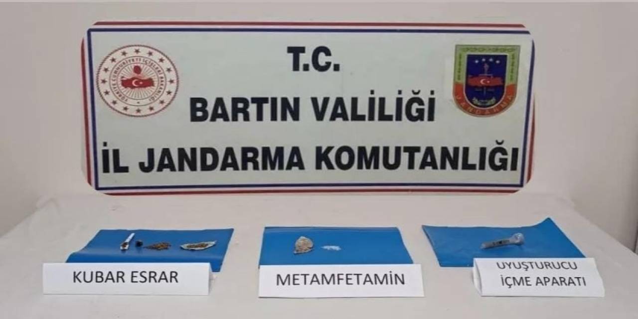 Jandarma Zehir Tacirlerine Ve Sigara Kaçakçılarına Göz Açtırmıyor