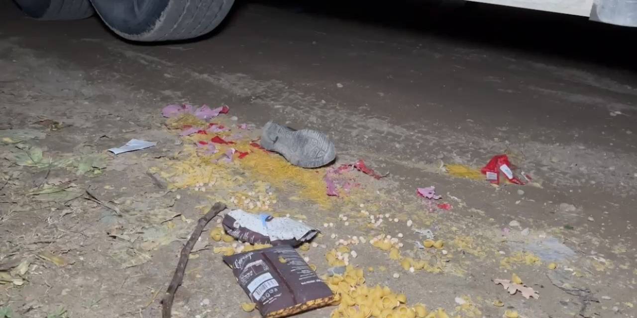 Alışverişten Dönerken Fenalaştı, Tırın Altında Kalarak Hayatını Kaybetti