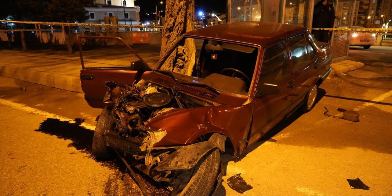 Bayburt’ta Trafik Kazası: 1 Ölü, 1 Ağır Yaralı
