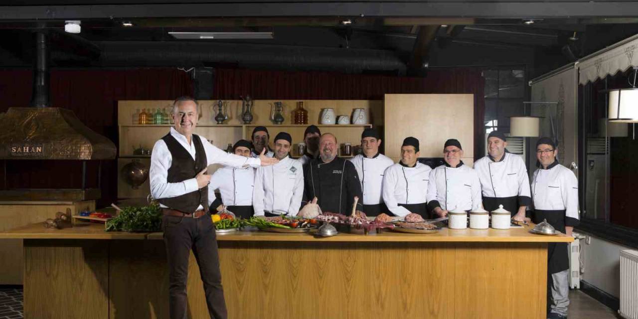 Şef Tahir Tekin Öztan: “Ateşin Bulunmasıyla Birlikte Keşfedilen Kebap İnsanlık Tarihindeki En Önemli Yemektir”