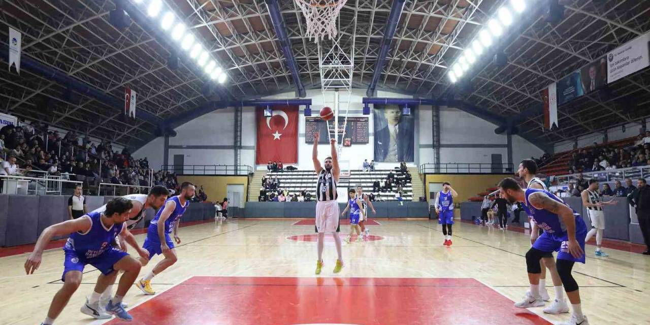 Sakarya Büyükşehir Basket Etimetsgut’u Ağırlıyor