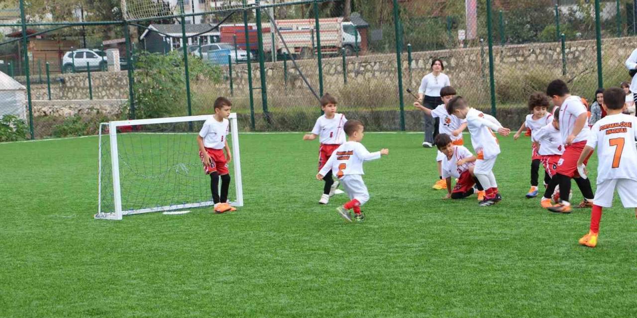 Anaokulları Arasında Futbol Turnuvası