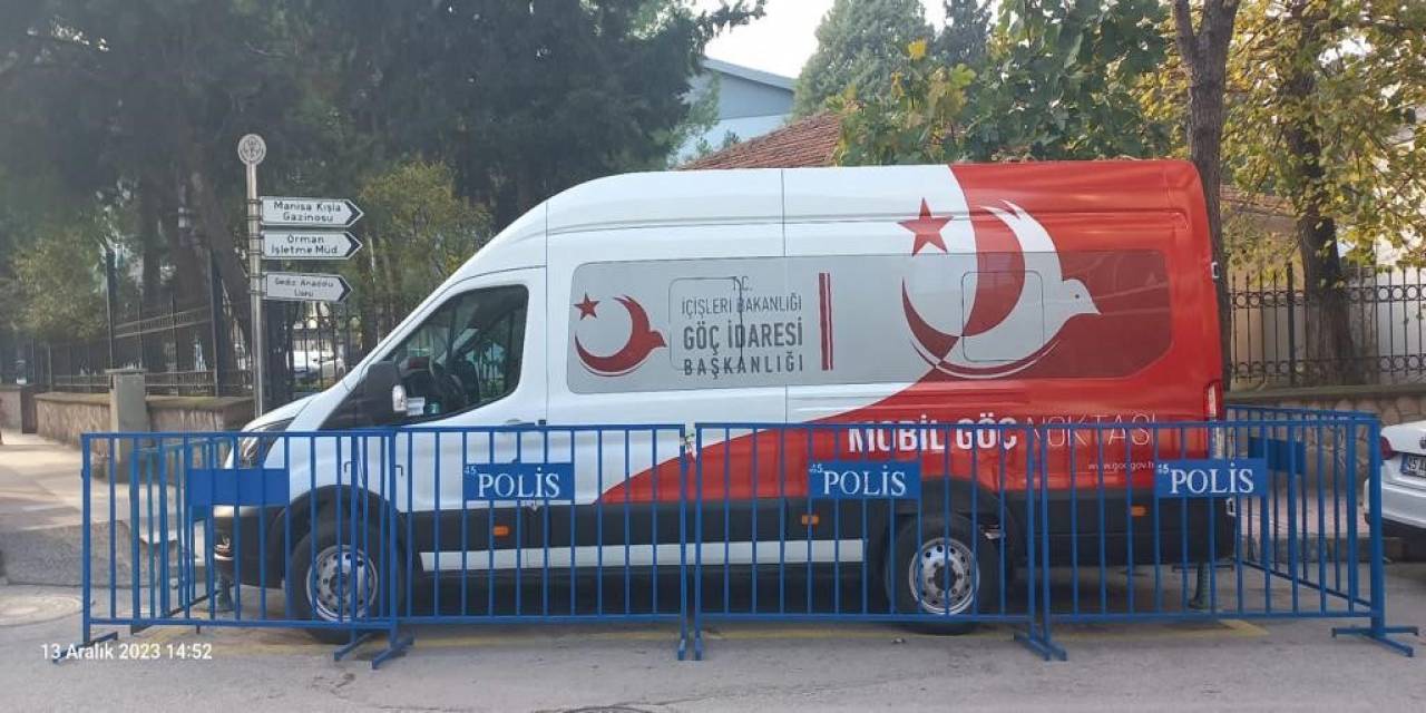 Manisa’da ’mobil Göç Noktası’ Uygulaması Başladı