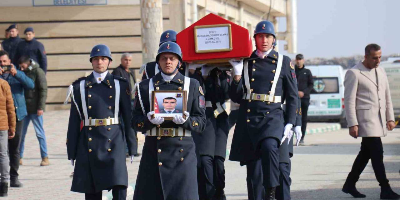 Kazada Şehit Olan Uzman Çavuş Son Yolculuğuna Uğurlandı