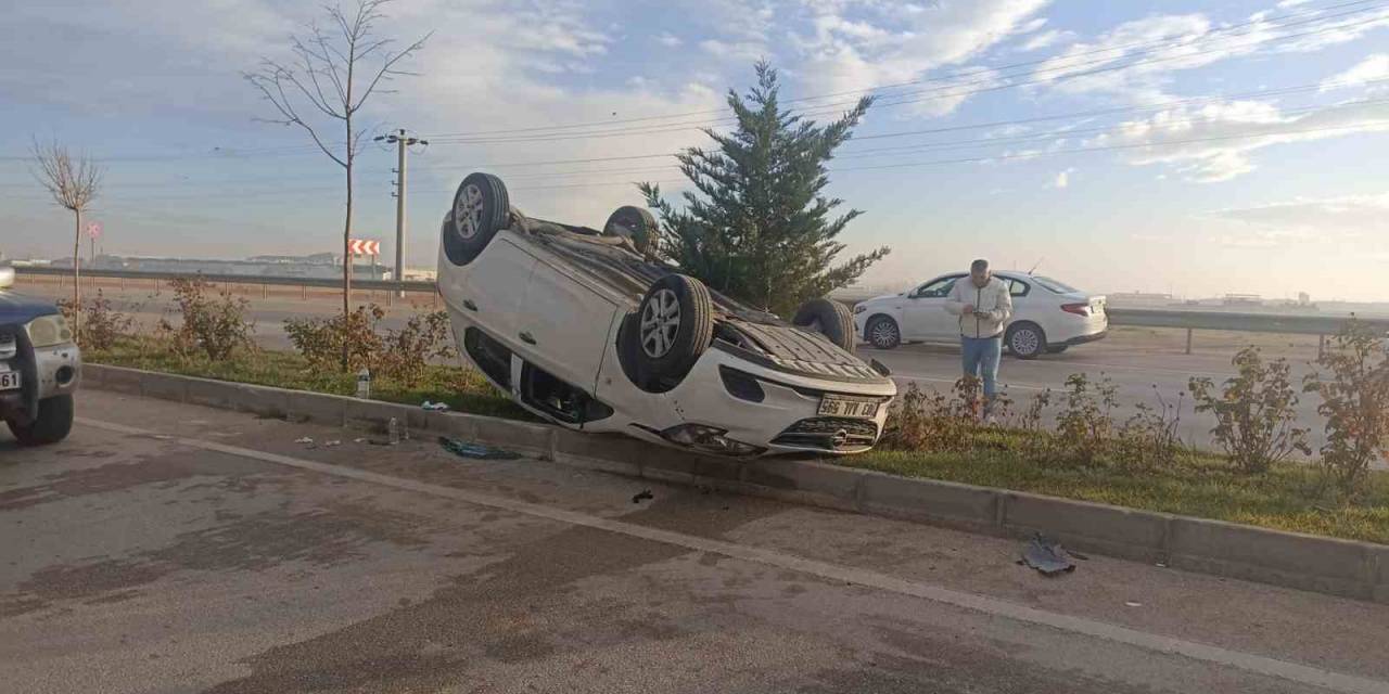 Önündeki Araca Çarpıp Takla Atan Otomobil Sürücüsü Yaralandı
