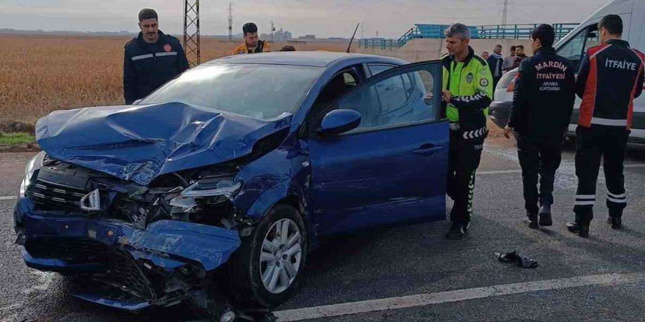 Mardin’de Trafik Kazası: 4 Yaralı