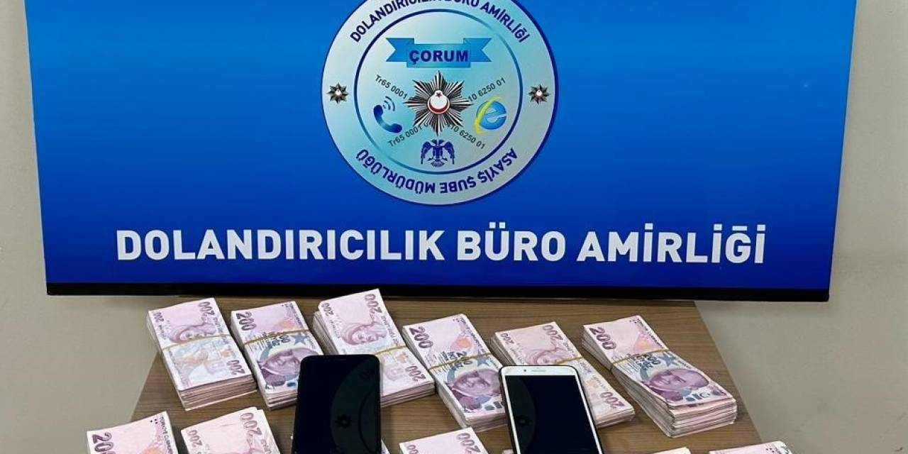 Dolandırıcıların Cami Avlusundaki Vurgununa Polisten Suçüstü Baskın: 3 Gözaltı
