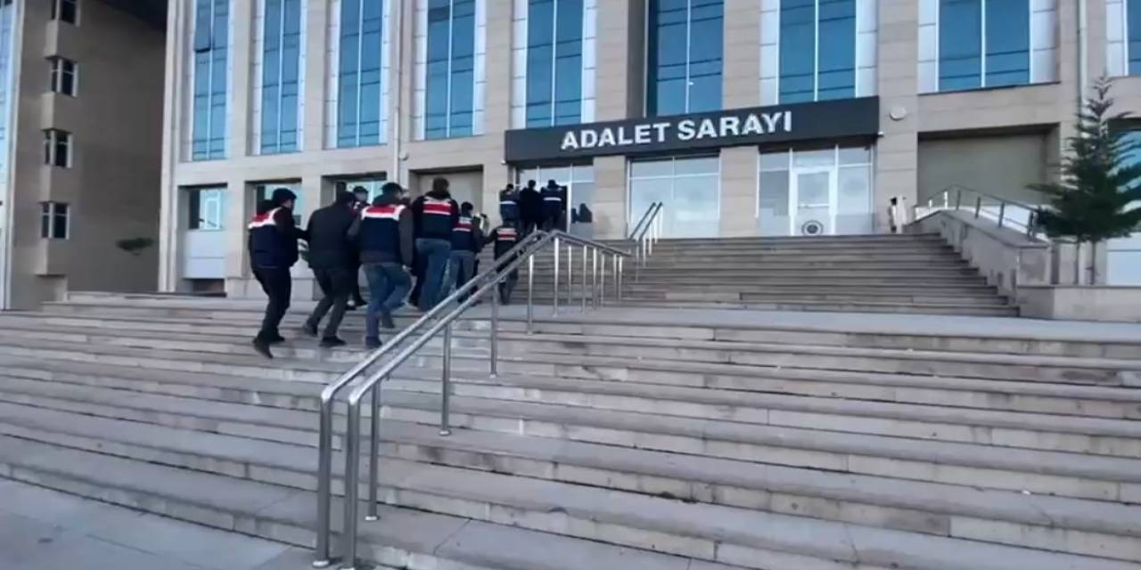 Van Ve Hakkari’de Uyuşturucu Operasyonu: 7 Gözaltı