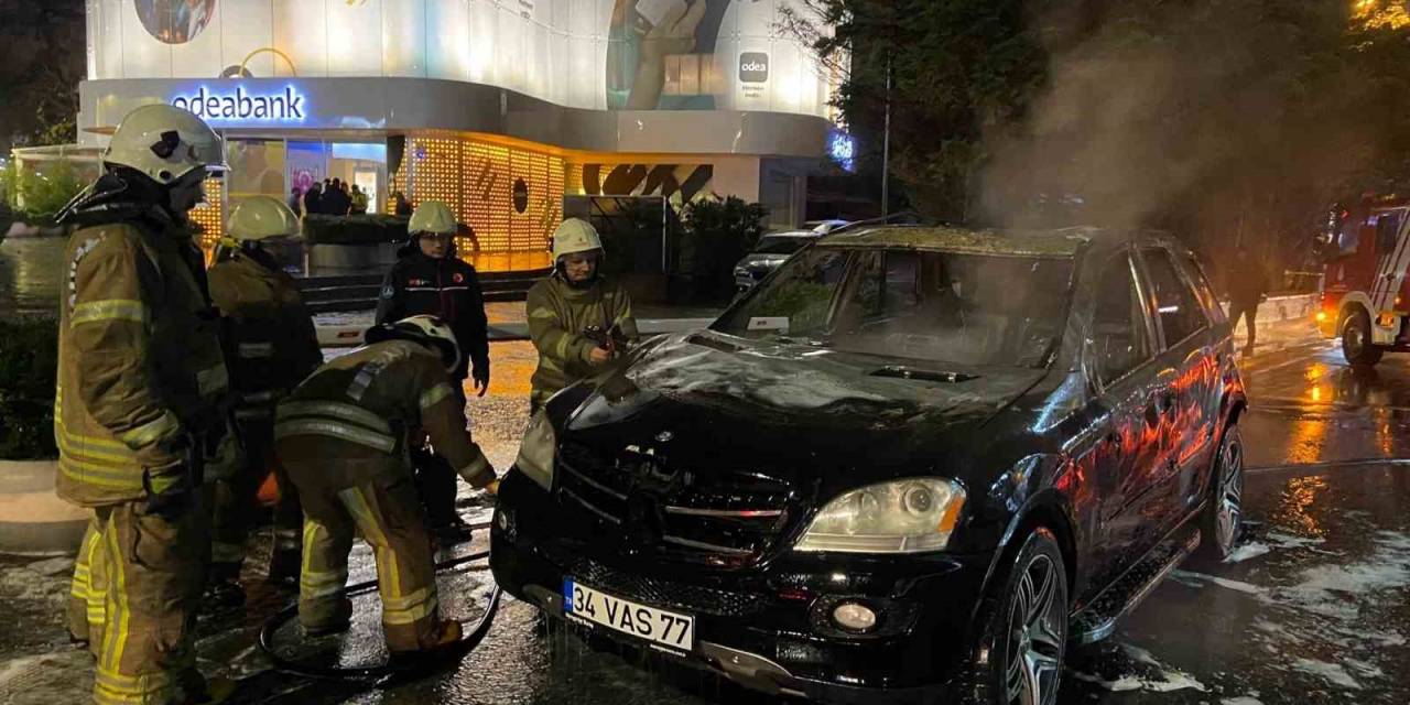 Etiler’de Cip Alev Alev Yandı: O Anlar Cep Telefonu Kamerasına Yansıdı