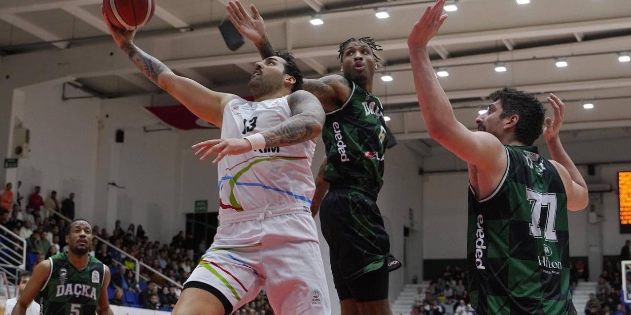 Aliağa Petkimspor, 4 Maç Sonra Kazandı