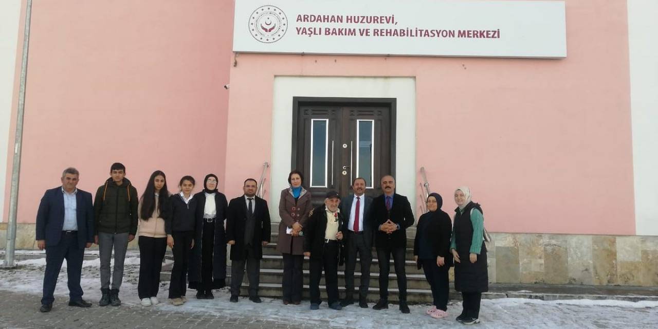 Çıldır Milli Eğitim Ve Müftülükten Huzurevi Ziyareti