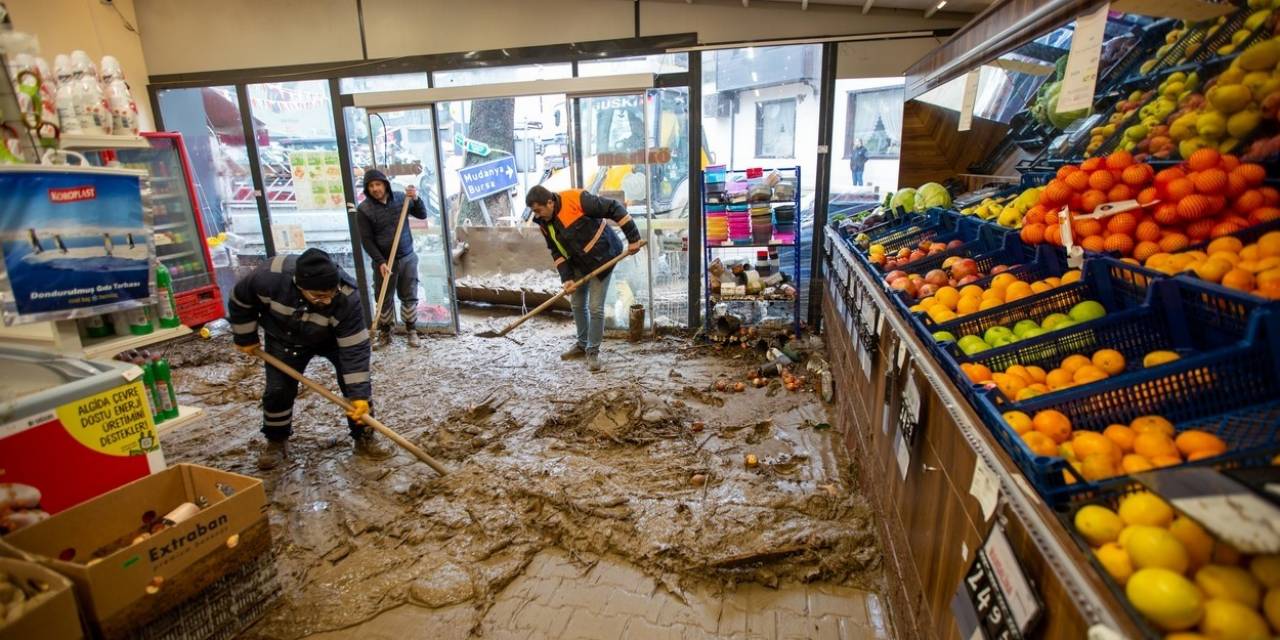 Tirilye Esnafının Sel Zararları Tazmin Edilmeye Başlandı